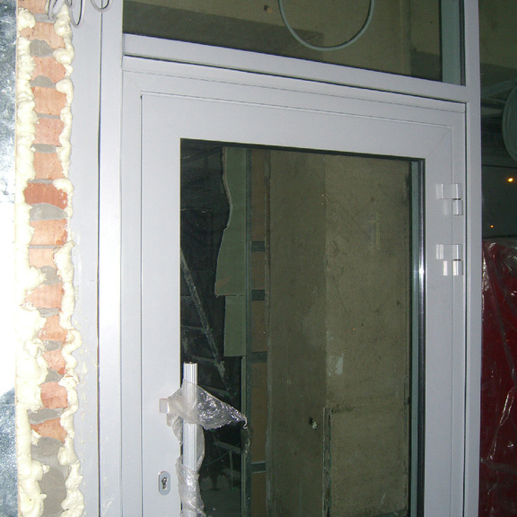 г. Москва, ул. Енисейская,  Банк ЮниКредит-2