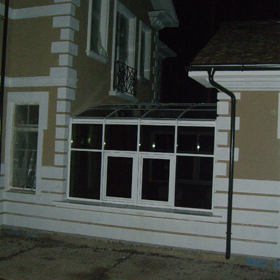 Зимний сад в коттедже-9