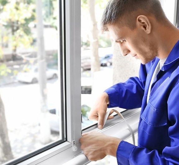 Как утеплить пластиковые окна